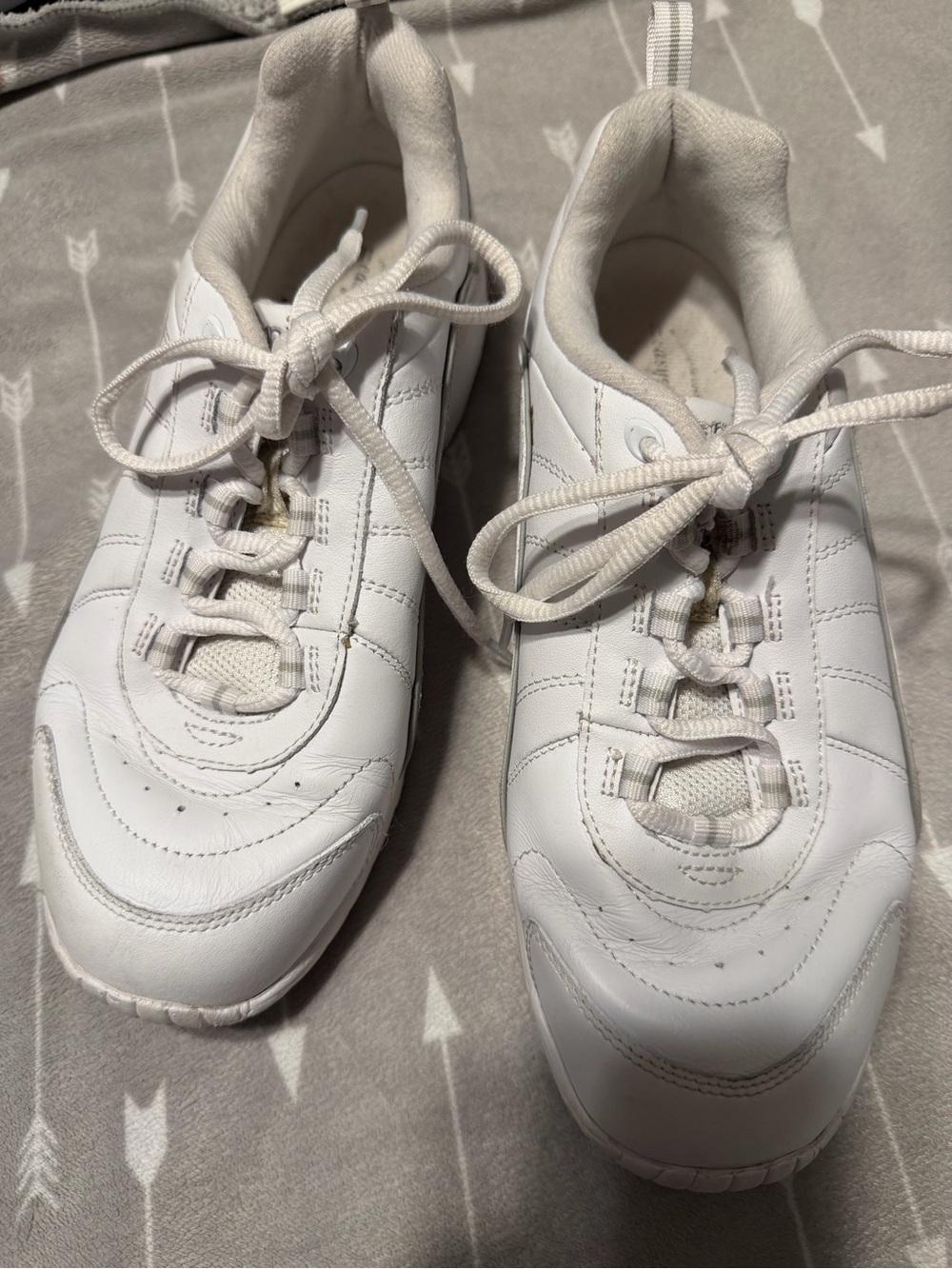 Easy Spirit White Slip-On Comfort Sneaker